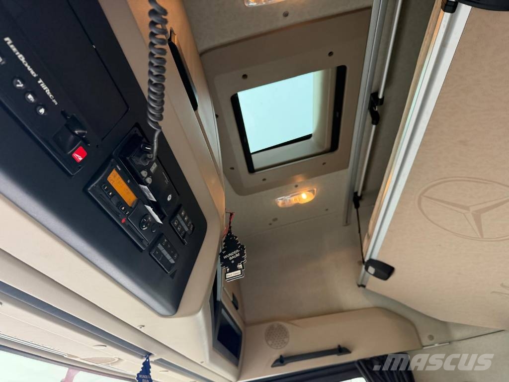 Mercedes-Benz ACTROS 2551 6X2 Seria nr 4295 Umpikorikuorma-autot