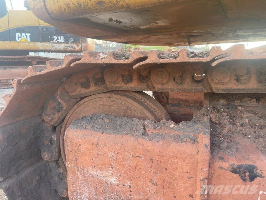 CAT 320 E Bagri goseničarji