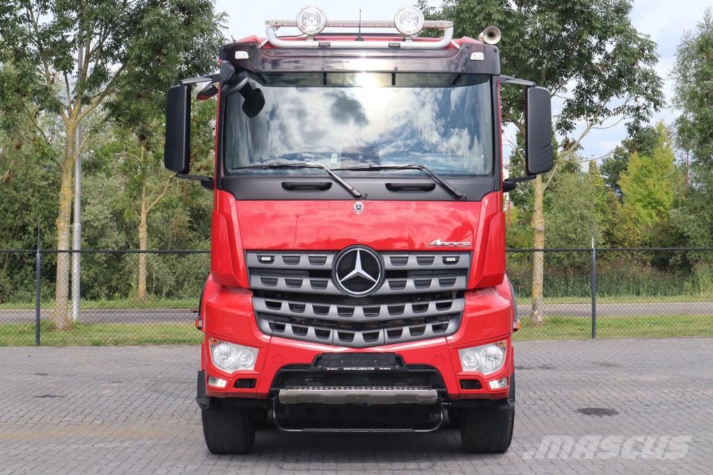 Mercedes-Benz AROCS 4153 | 8X4 | 110.000 KM | RETARDER | FULL ST Pašizgāzējs