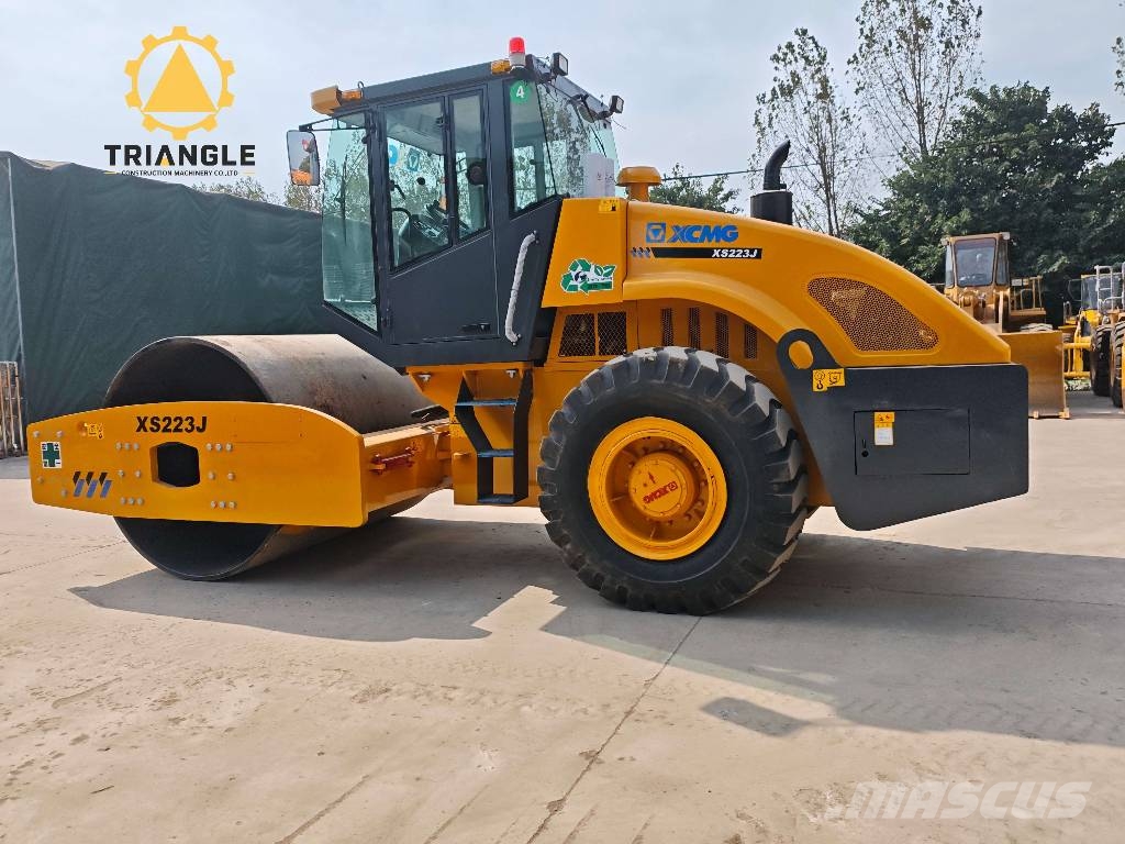 XCMG XS 223 J مداحل أحادية الأسطوانة