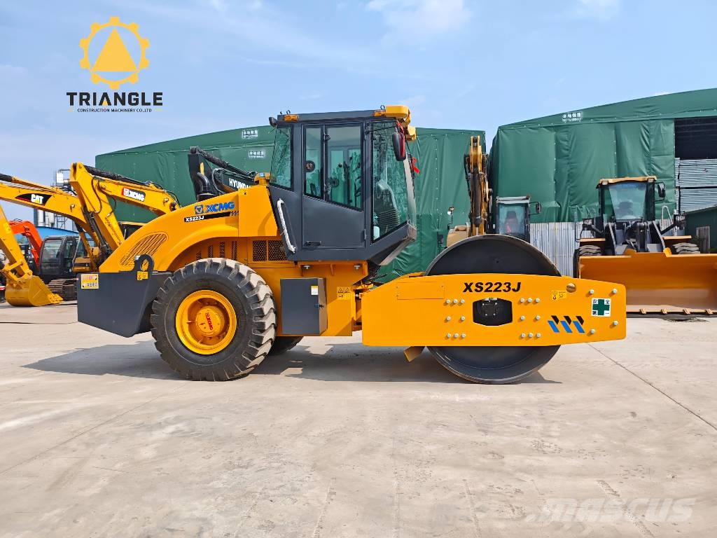 XCMG XS 223 J مداحل أحادية الأسطوانة