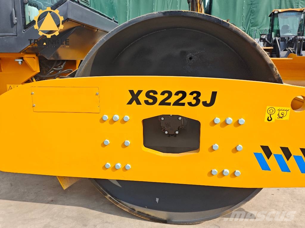 XCMG XS 223 J مداحل أحادية الأسطوانة