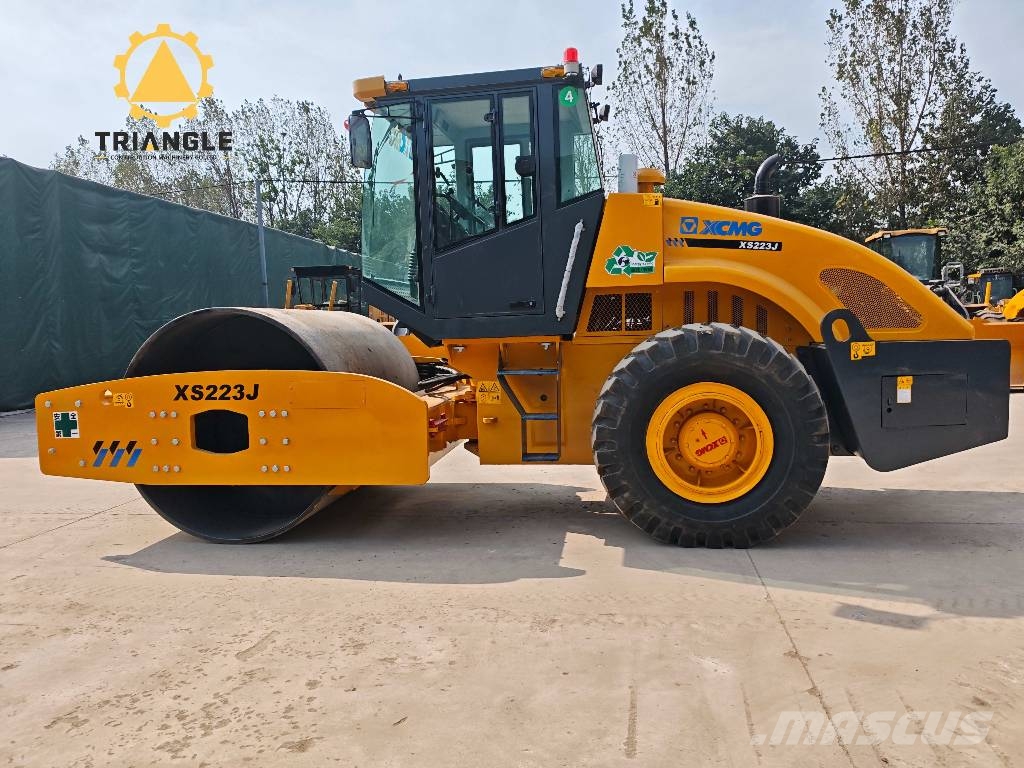 XCMG XS 223 J مداحل أحادية الأسطوانة