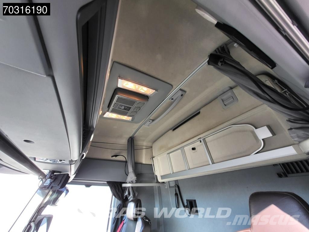 Renault T 380 T 6X2 RHD Standklima Liftachse 2000kg Ladebo Camiones con chasís y cabina