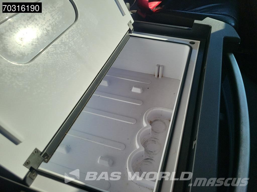 Renault T 380 T 6X2 RHD Standklima Liftachse 2000kg Ladebo Camiones con chasís y cabina