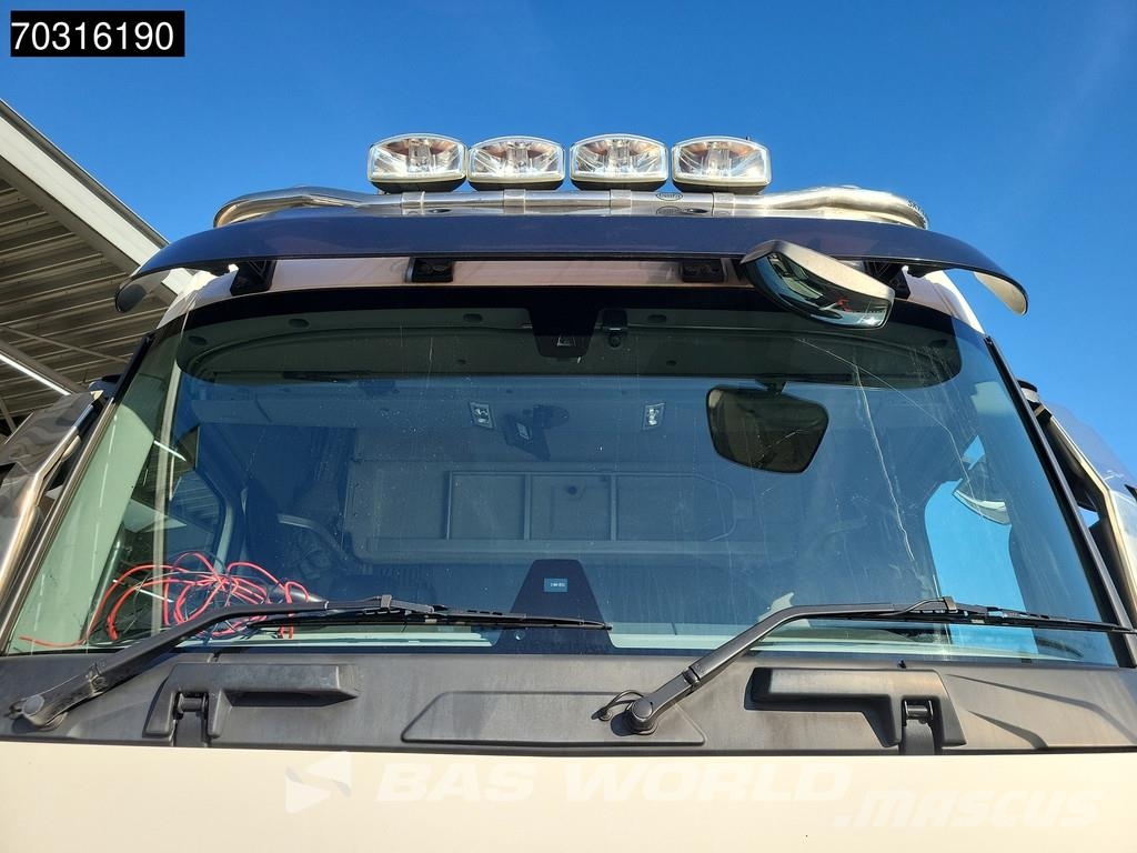 Renault T 380 T 6X2 RHD Standklima Liftachse 2000kg Ladebo Camiones con chasís y cabina