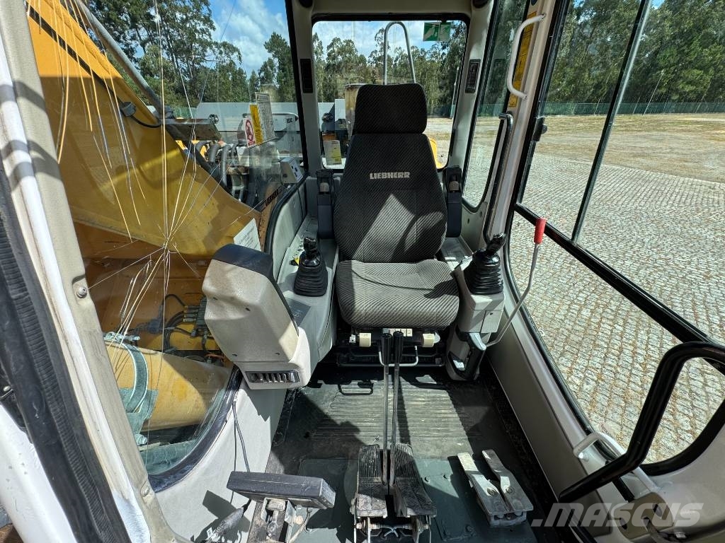Liebherr R 934 C HDSL Litronic Crawler excavators