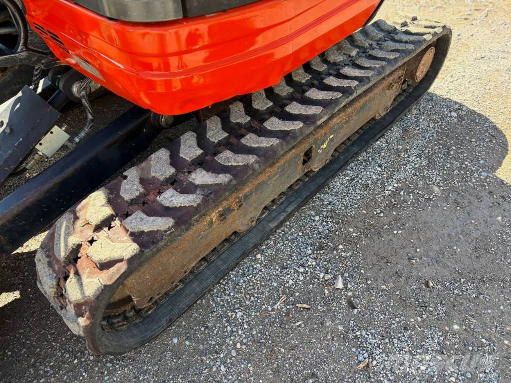 Kubota U 20-3 Mini pelle < 7t