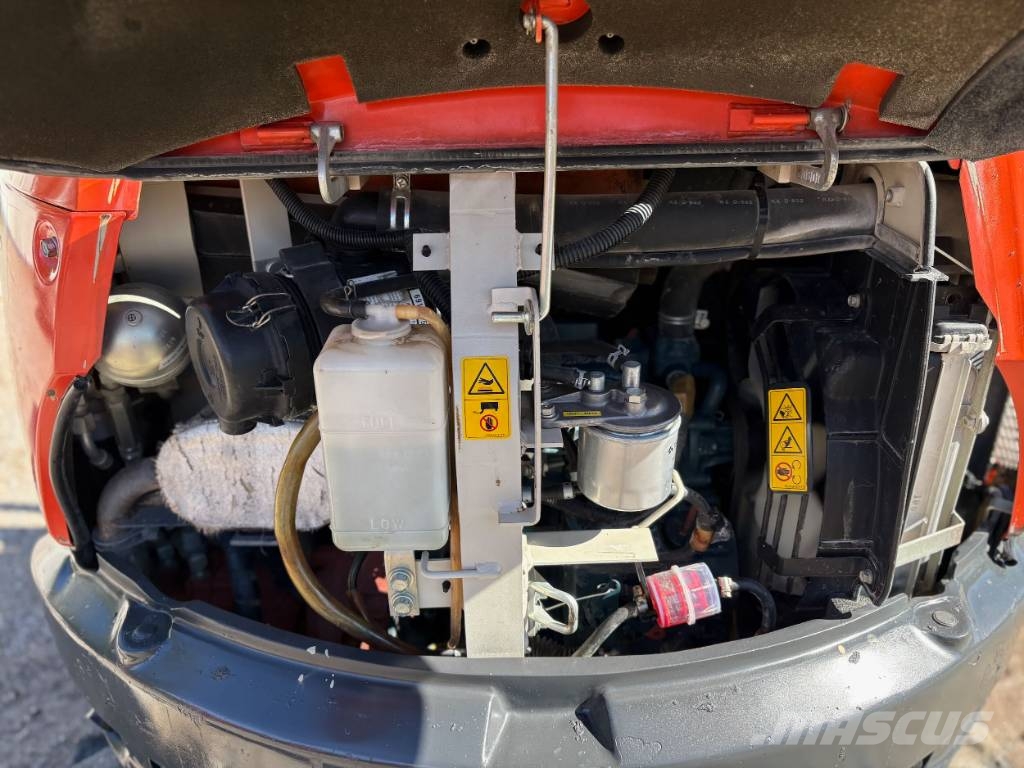 Kubota U 20-3 Mini pelle < 7t