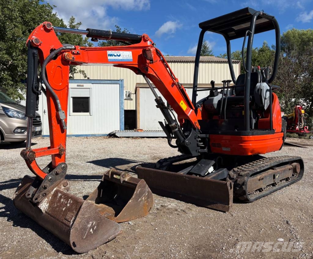 Kubota U 20-3 Mini pelle < 7t