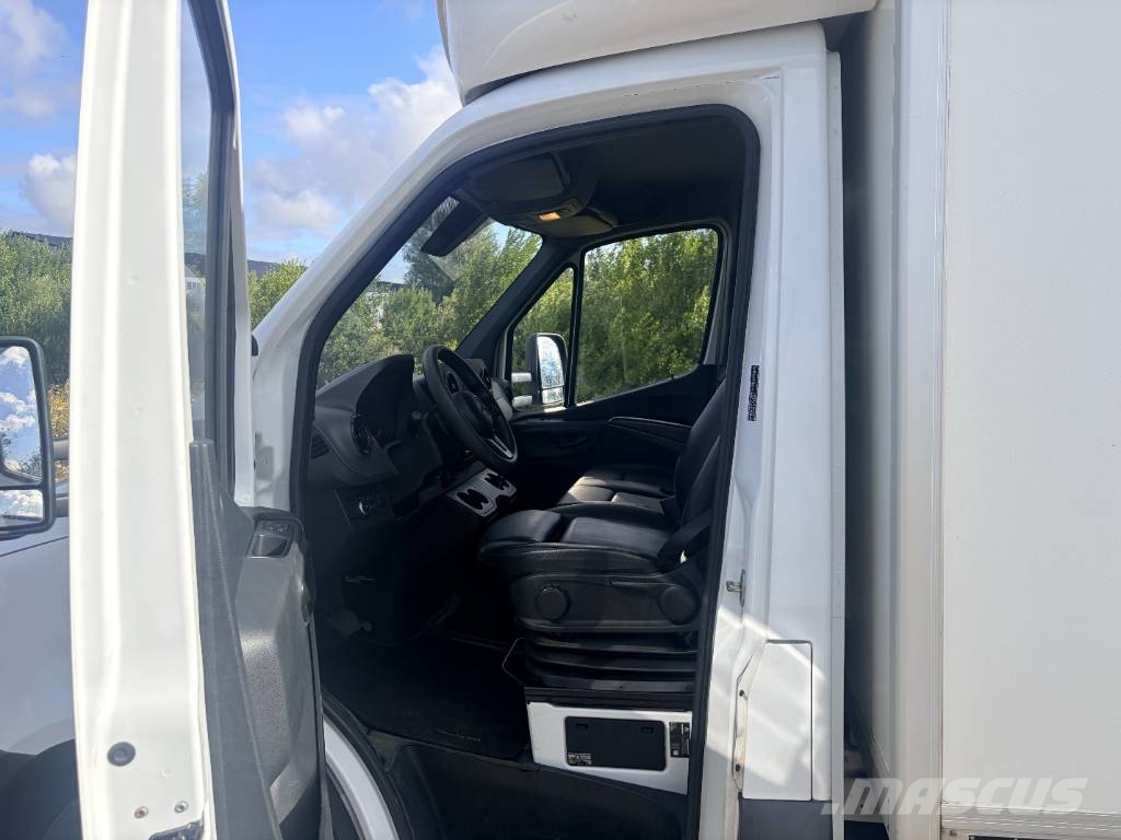 Mercedes-Benz Sprinter 316 CDI شاحنة مقفلة
