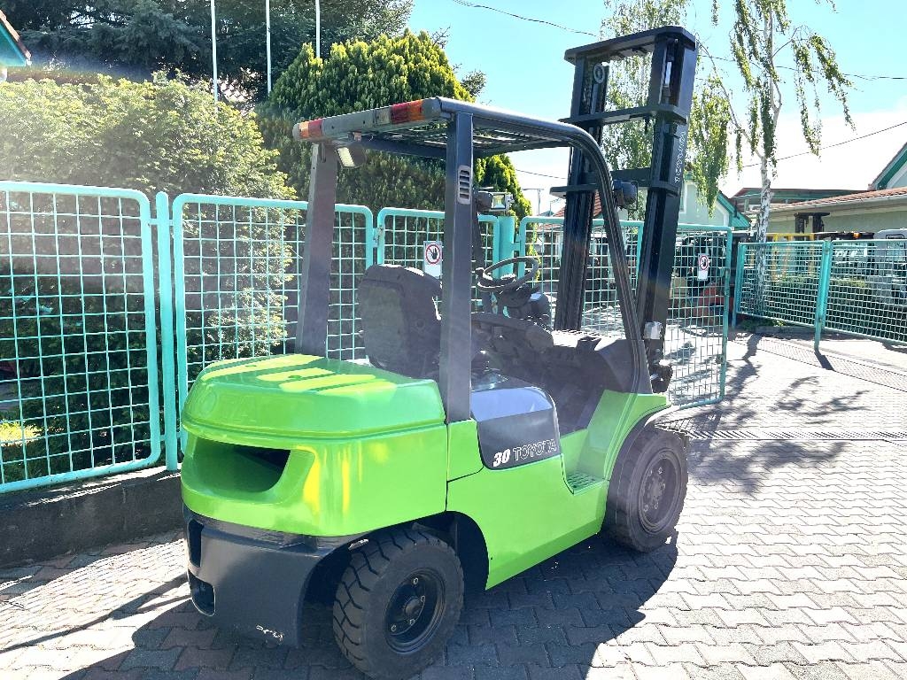 Toyota 7FDF30 /02/ V-3853 IO Dízel targoncák