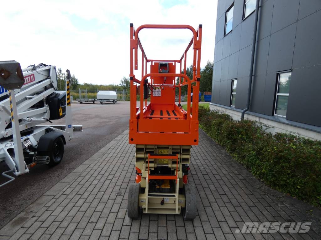 JLG 2032 ES Saxliftar