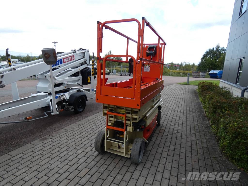 JLG 2032 ES Saxliftar