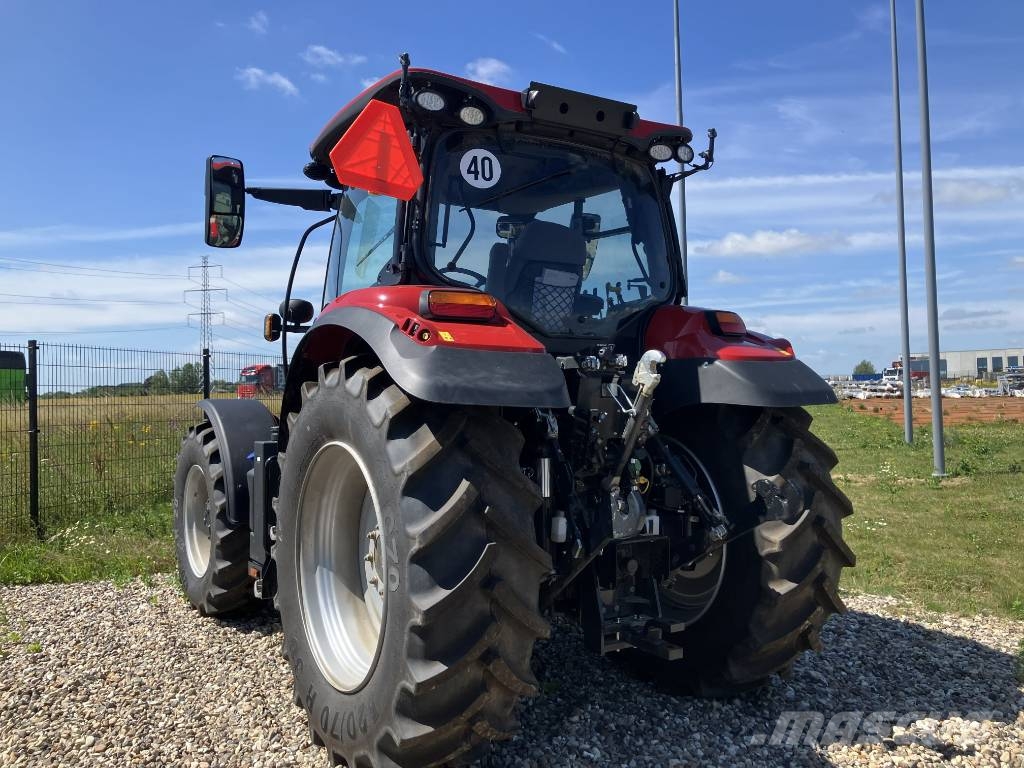 Case IH Maxxum 125 الجرارات