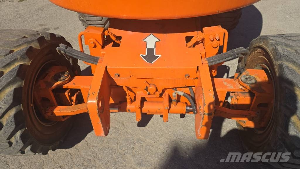 JLG 450 AJ Teleskopiniai keltuvai