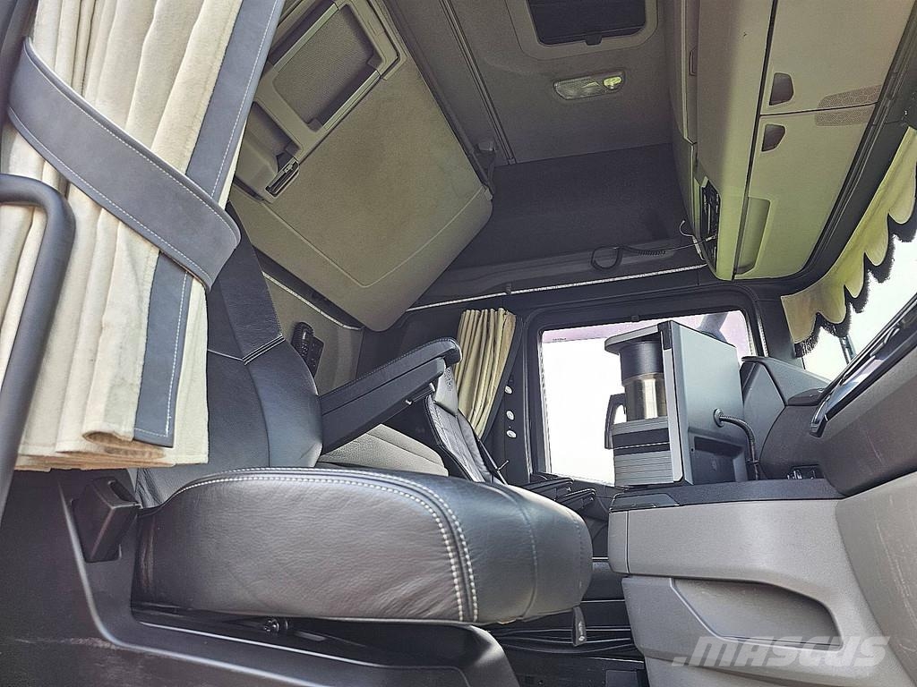 Scania S450 Sattelzugmaschinen
