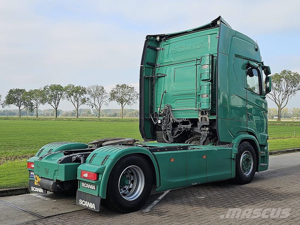 Scania S450 Sattelzugmaschinen
