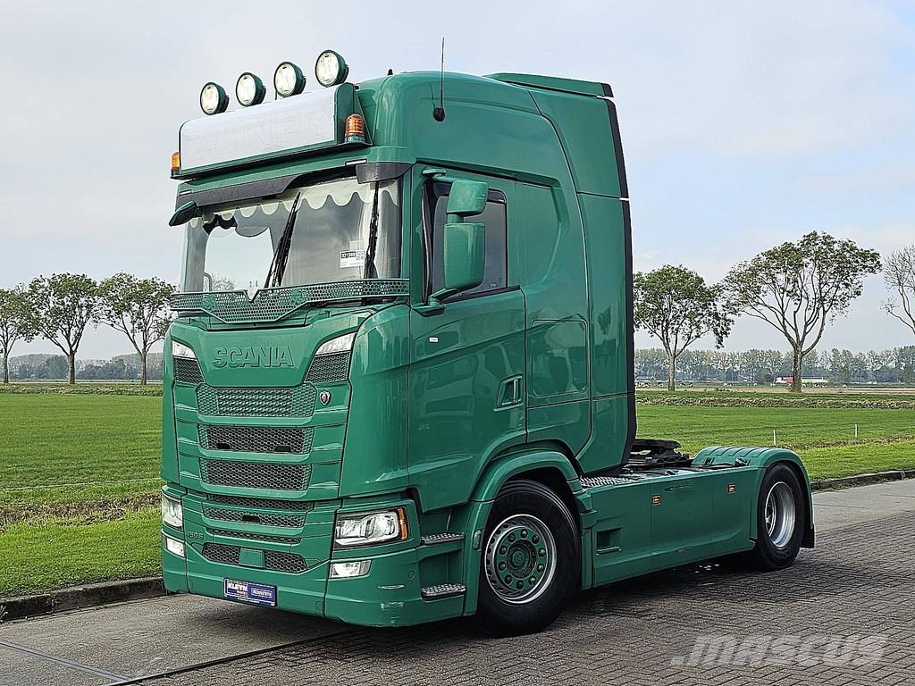 Scania S450 Sattelzugmaschinen