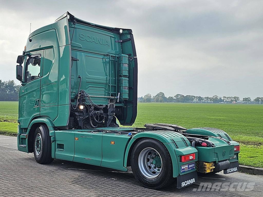 Scania S450 Sattelzugmaschinen
