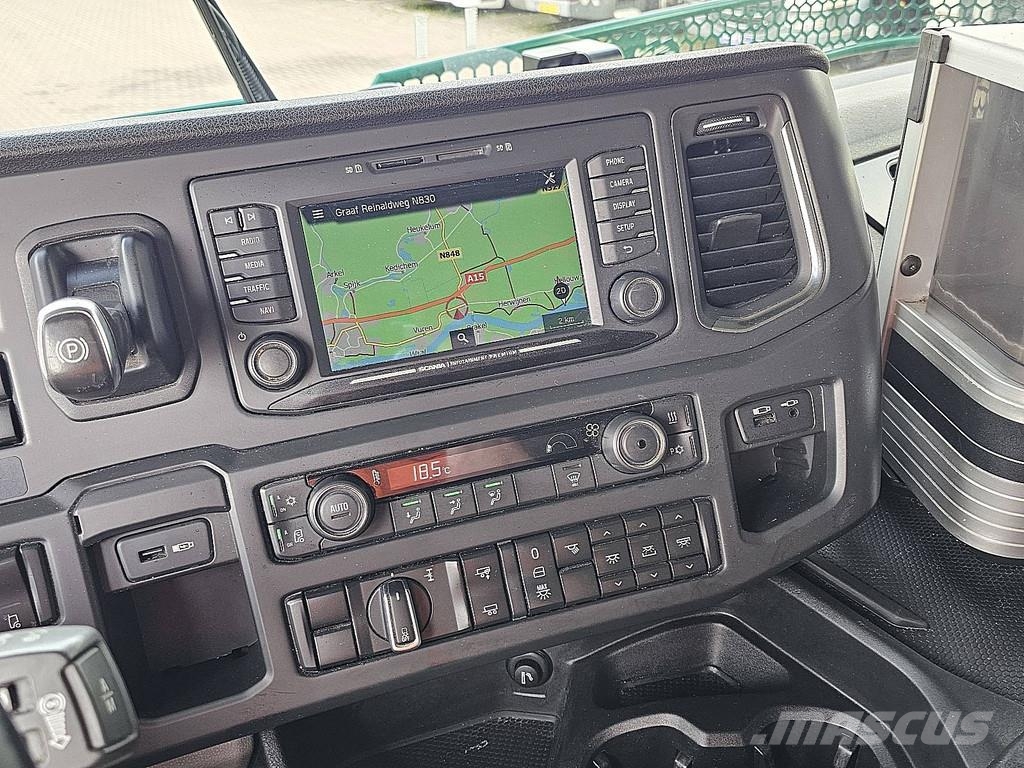Scania S450 Sattelzugmaschinen