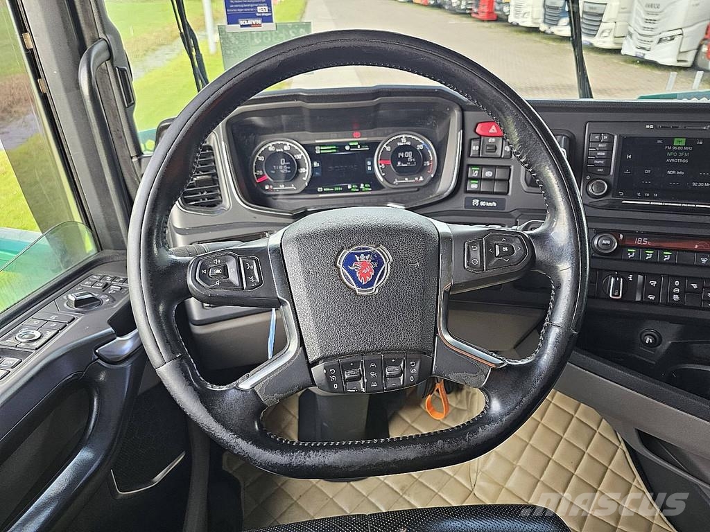 Scania S450 Sattelzugmaschinen