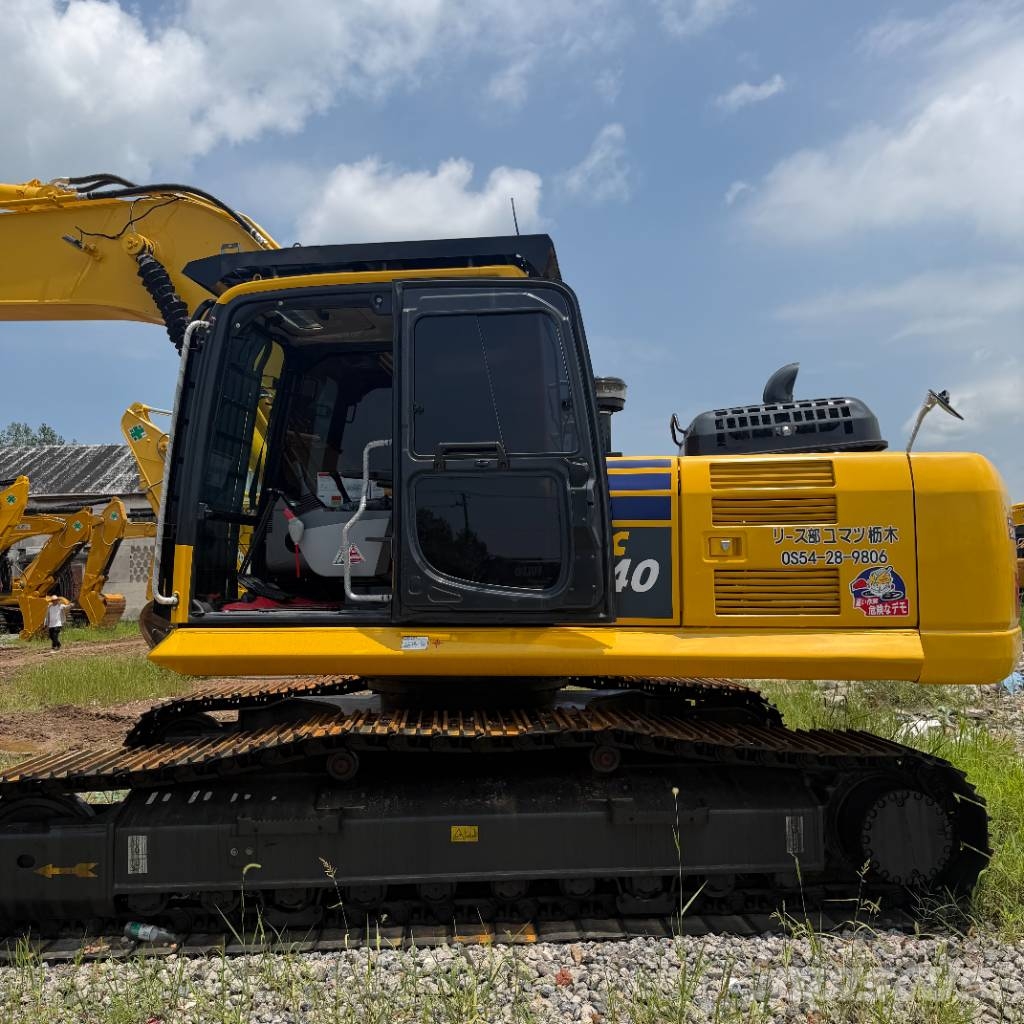 Komatsu PC 240 Bagri goseničarji