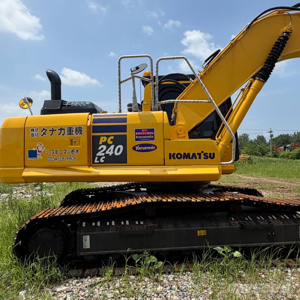 Komatsu PC 240 Bagri goseničarji