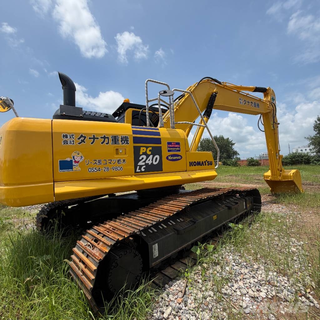 Komatsu PC 240 Bagri goseničarji