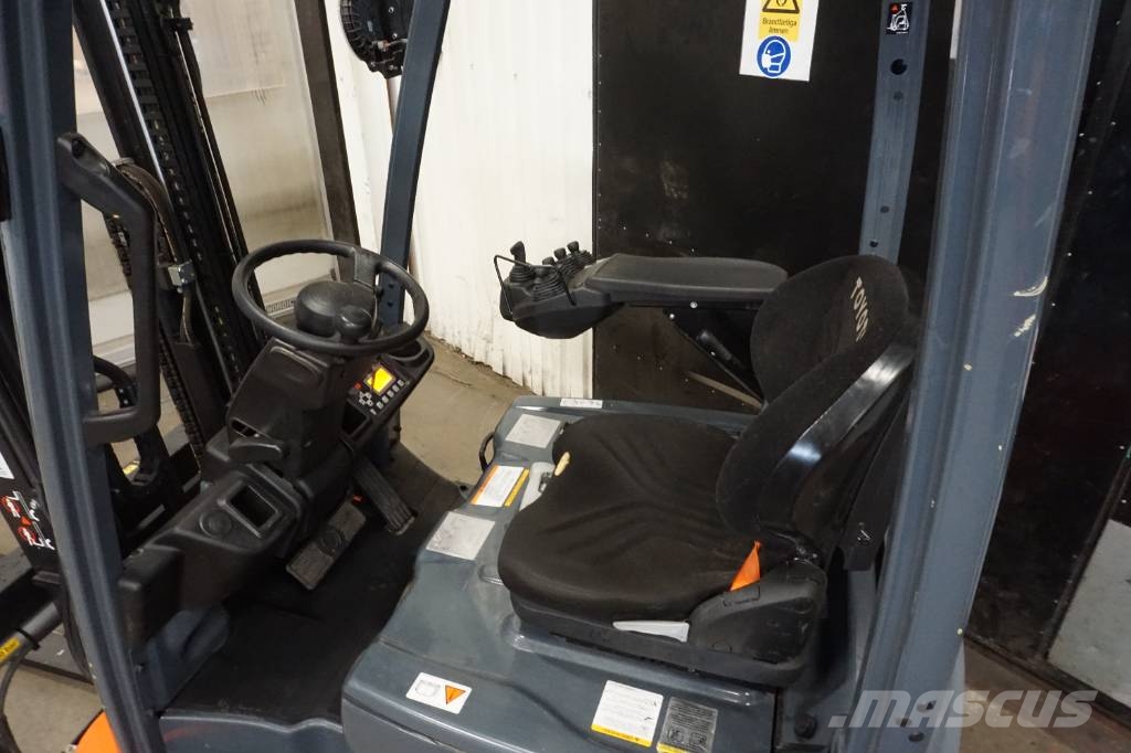 Toyota 8FBE15T شاحنات ذات رافعات شوكية تعمل بالكهرباء