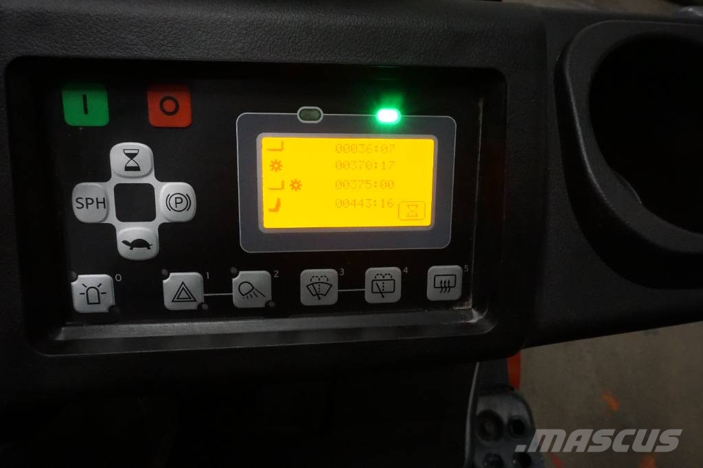 Toyota 8FBE15T شاحنات ذات رافعات شوكية تعمل بالكهرباء