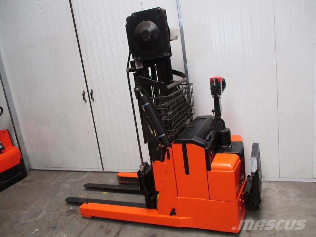 BT RWE120 Самоходные электрические тележки