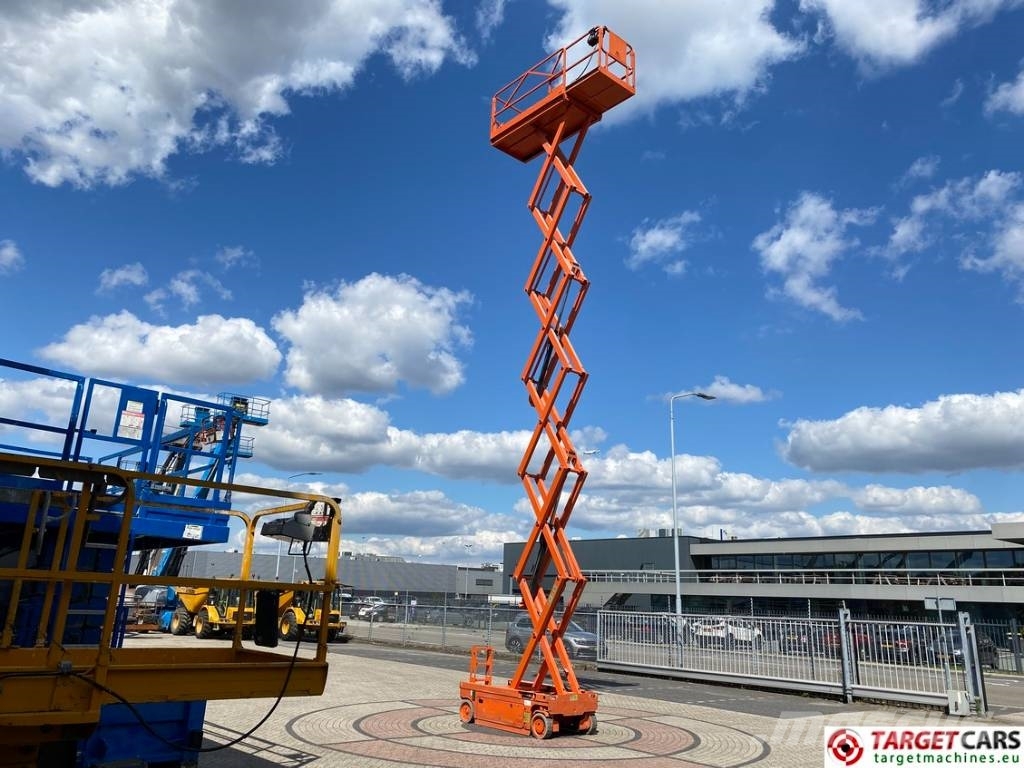 PB Lifttechnik S140-12EC Electric Scissor Work Lift 1380cm Saksilavat