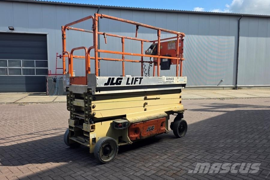 JLG 3246ES Electric, 11.7m Working Height, 320kg Capac Schaarhoogwerkers