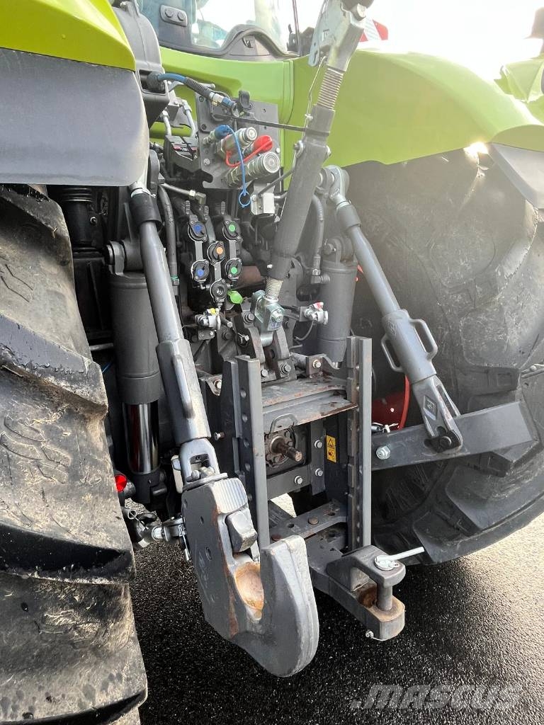 CLAAS AXION 960 CMATIC CEBIS Tractors