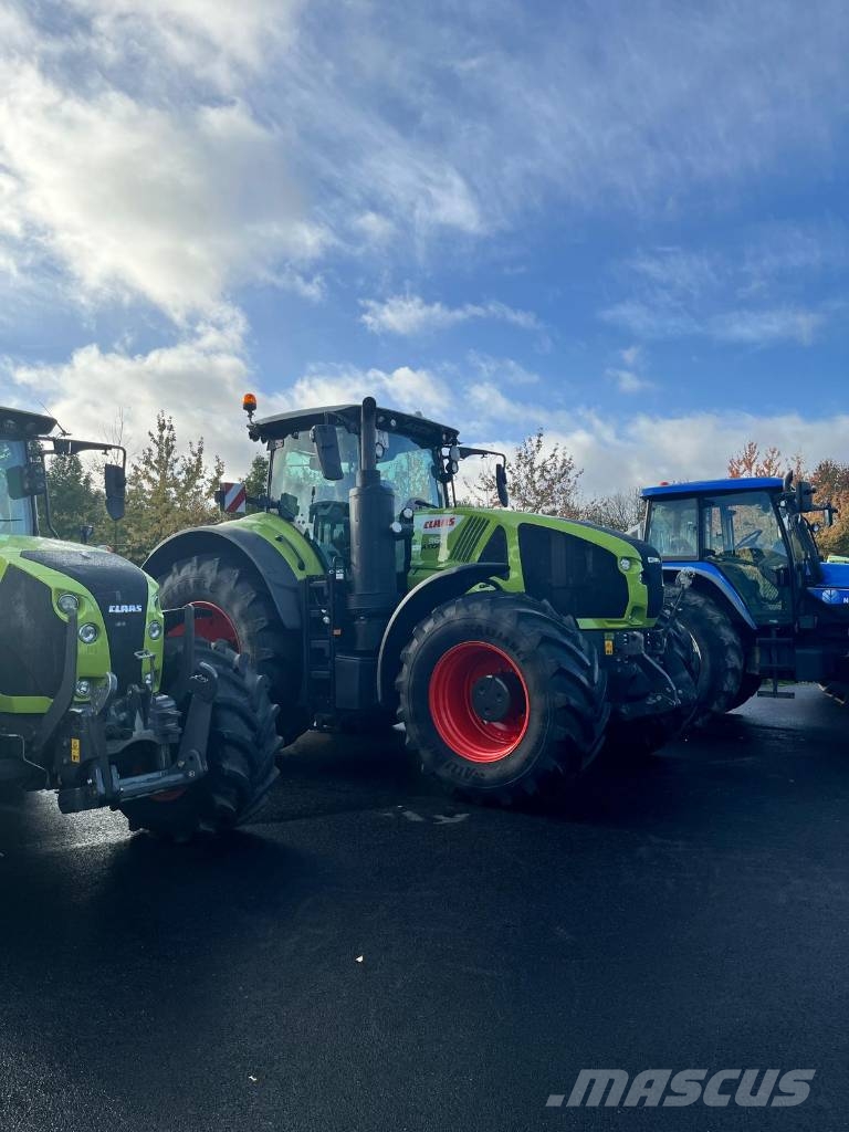 CLAAS AXION 960 CMATIC CEBIS Tractors