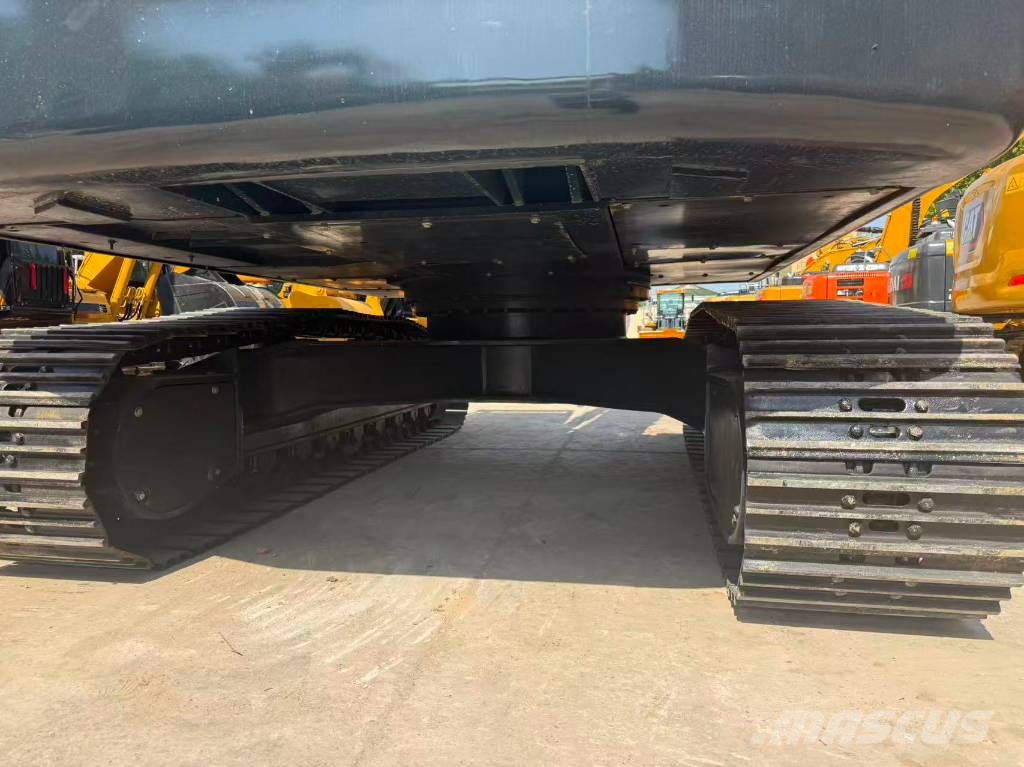 Hyundai HX 220 HD Vikšriniai ekskavatoriai