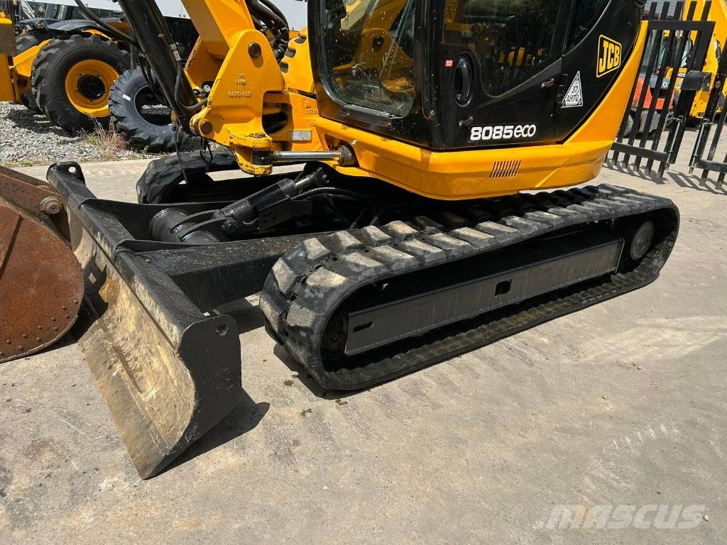 JCB 8085 ZTS Midi-gravemaskiner 7t - 12t