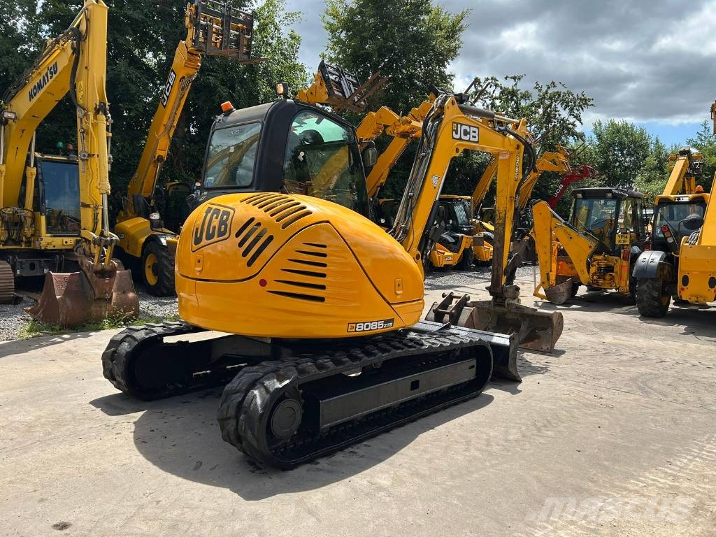 JCB 8085 ZTS Midi-gravemaskiner 7t - 12t