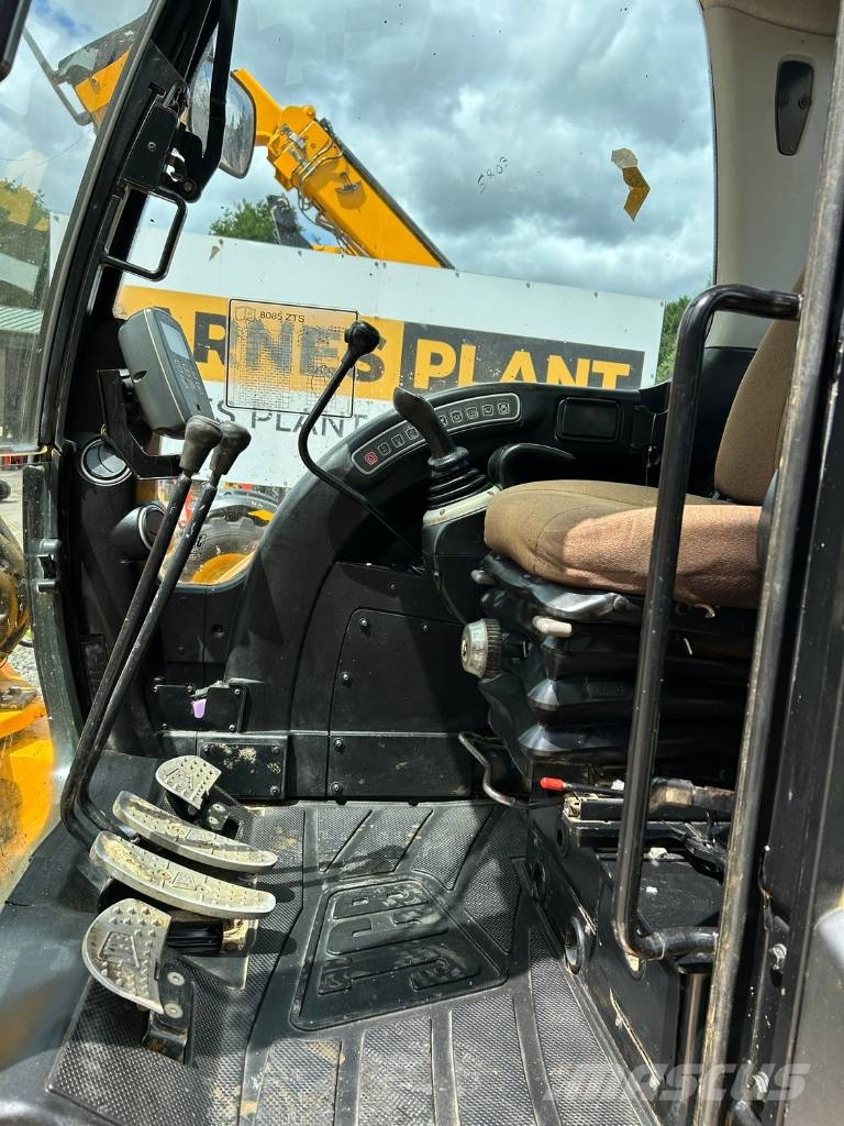 JCB 8085 ZTS Midi-gravemaskiner 7t - 12t