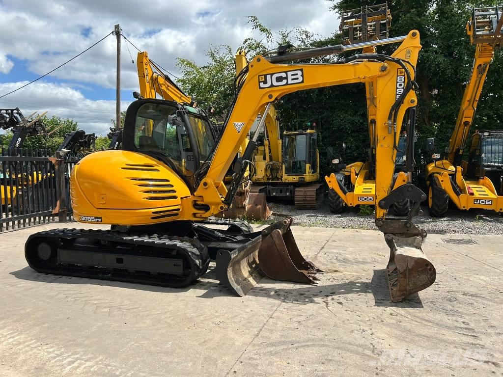 JCB 8085 ZTS Midi-gravemaskiner 7t - 12t