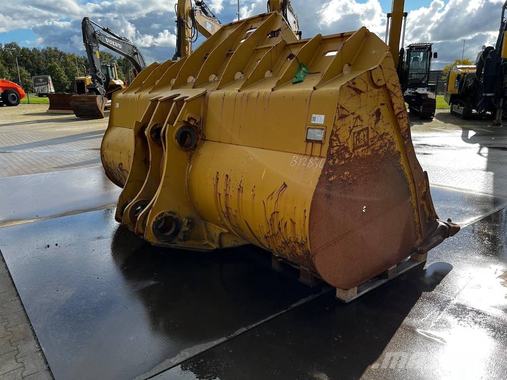 CAT 988H Rockbucket Kausi