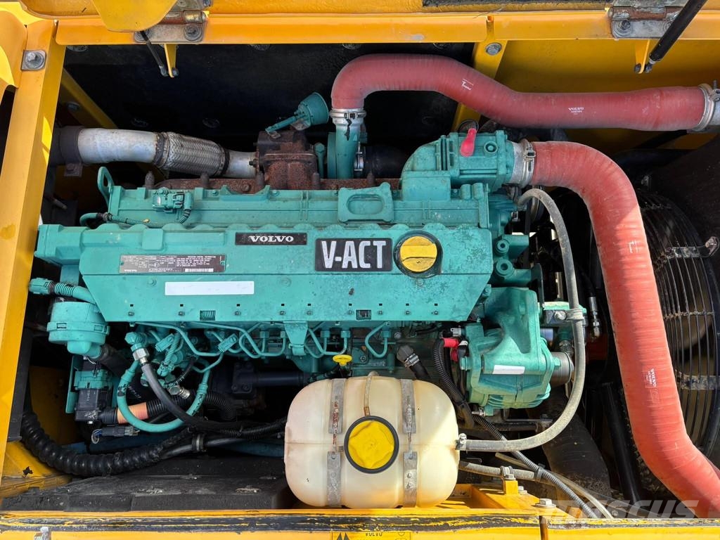 Volvo EC 210 CL TILTROTATOR / CENTRAL LUBRICATION / AC Lánctalpas kotrók
