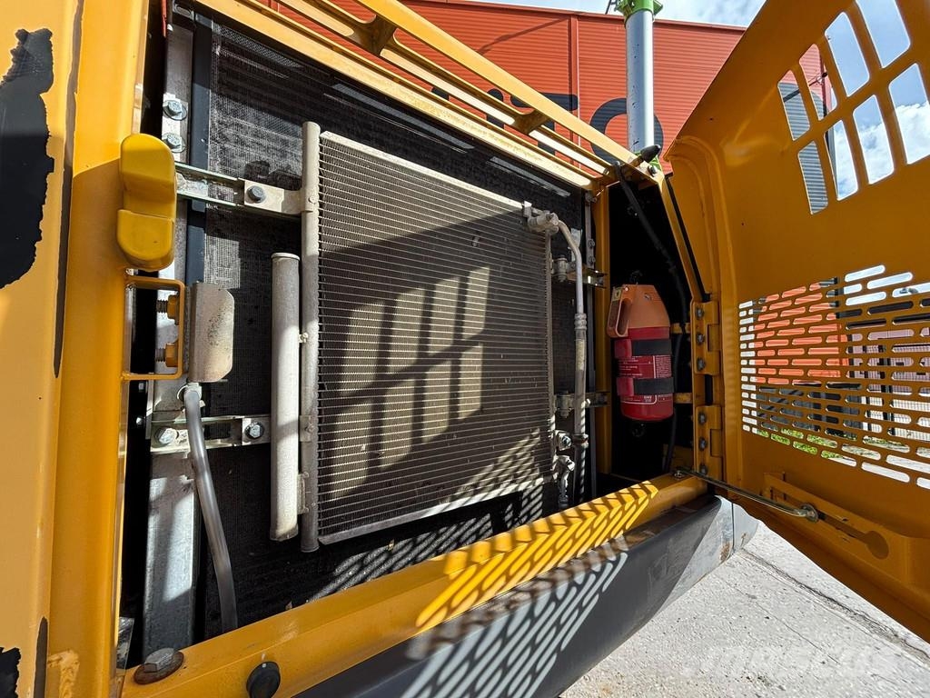 Volvo EC 210 CL TILTROTATOR / CENTRAL LUBRICATION / AC Lánctalpas kotrók