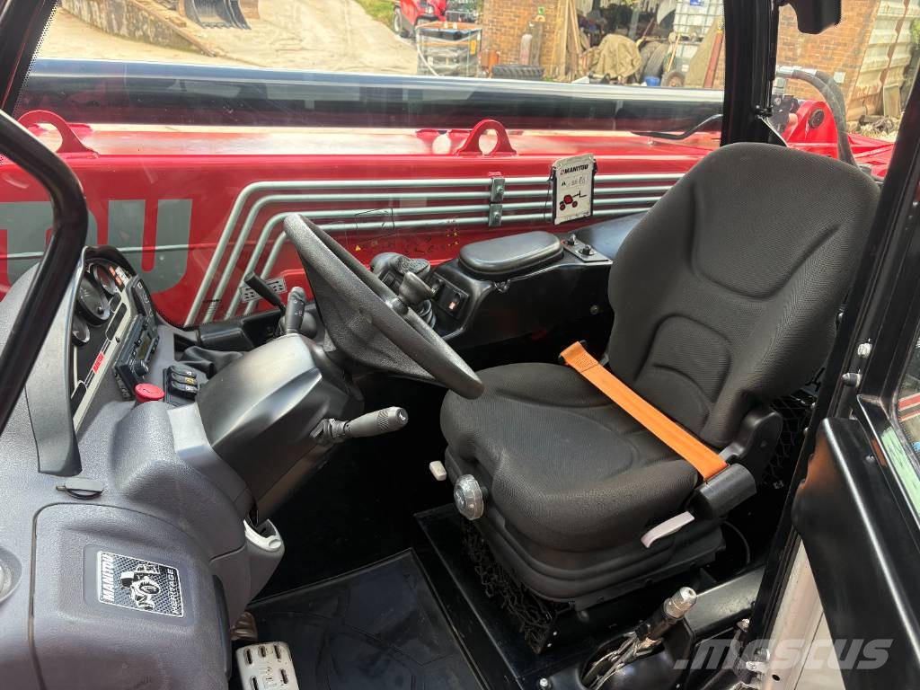 Manitou MT 933 مناولات متداخلة