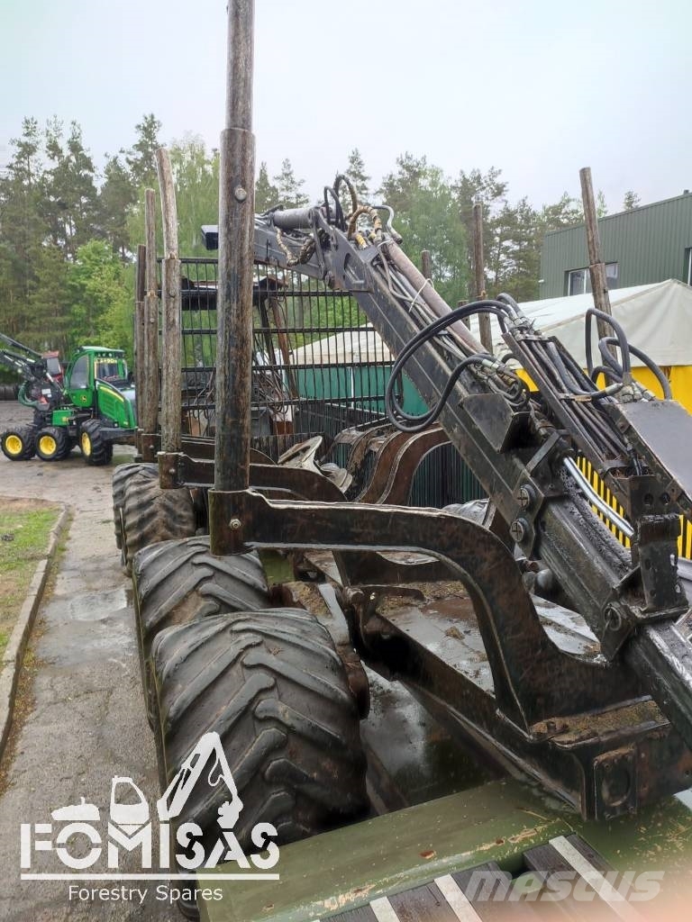 Timberjack 810B Podvozky a zavěšení kol