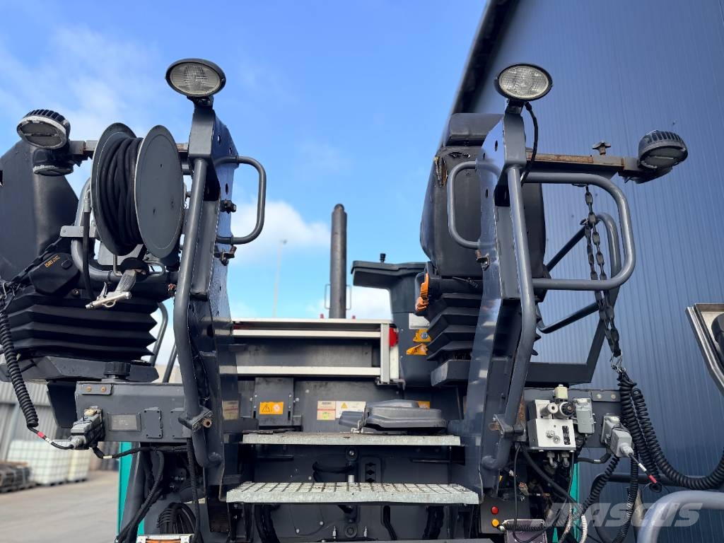 Vögele SUPER 1300-3i Finisseur