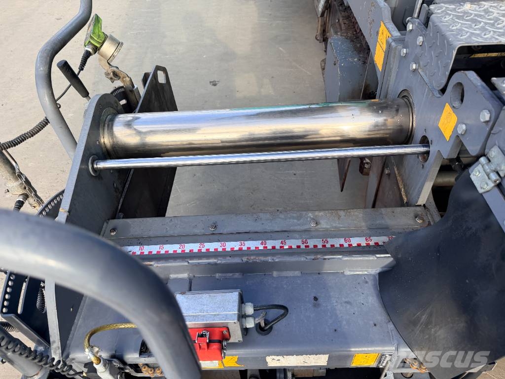 Vögele SUPER 1300-3i Finisseur