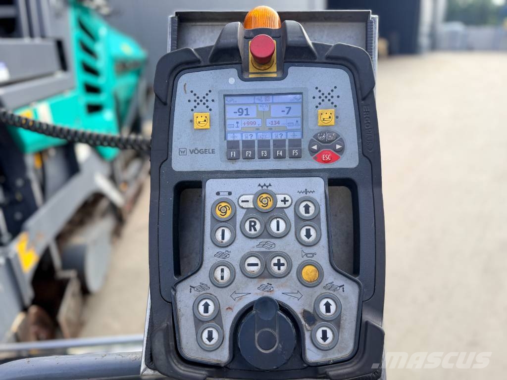 Vögele SUPER 1300-3i Finisseur