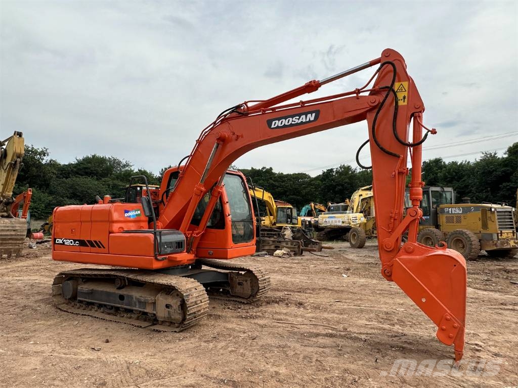 Doosan DX 120 Гусеничні екскаватори